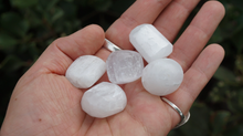Load image into Gallery viewer, Selenite - Tumbled M