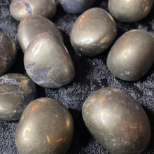 Load image into Gallery viewer, Pyrite - Tumbled SM