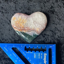 Load image into Gallery viewer, Pink Amethyst - Heart
