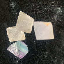 Load image into Gallery viewer, Fluorite - Octohedral M