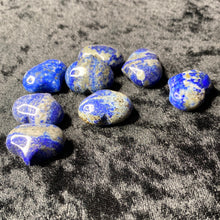 Load image into Gallery viewer, Lapis Lazuli - Happy Hearts