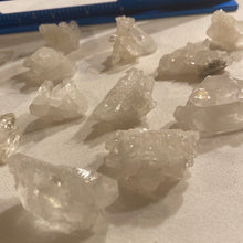 Load image into Gallery viewer, Clear Quartz - Cluster S