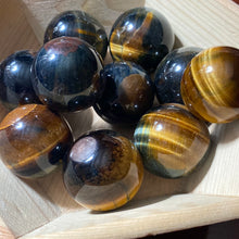 Load image into Gallery viewer, Tiger's Eye (blue) - Sphere L