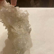 Load image into Gallery viewer, Clear Quartz - Cluster Specialty A