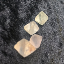 Load image into Gallery viewer, Fluorite - Octohedral XS / 5pc
