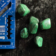 Load image into Gallery viewer, Malachite - Tumbled M