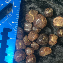 Load image into Gallery viewer, Garnet - Tumbled S