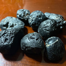 Load image into Gallery viewer, Tektite - Raw L