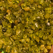 Load image into Gallery viewer, Peridot - Chips/gram