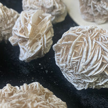 Load image into Gallery viewer, Desert Rose - Raw L