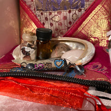 Load image into Gallery viewer, Abalone Shell S - Love Ritual