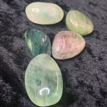 Load image into Gallery viewer, Fluorite - Tumbled L