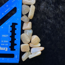 Load image into Gallery viewer, Moonstone - Tumbled M