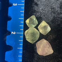 Load image into Gallery viewer, Fluorite - Octohedral S /2 pc