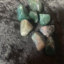 Load image into Gallery viewer, Moss Agate - Tumbled S