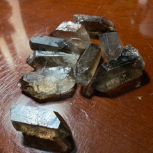 Load image into Gallery viewer, Smoky Quartz - Points L