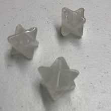 Load image into Gallery viewer, Clear Quartz -Tetrahedron