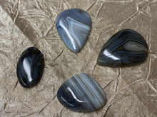 Load image into Gallery viewer, Botswana Agate (grey) - Cabochons