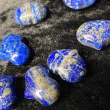Load image into Gallery viewer, Lapis Lazuli - Happy Hearts