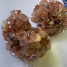 Load image into Gallery viewer, Aragonite - Cluster 30-45 L