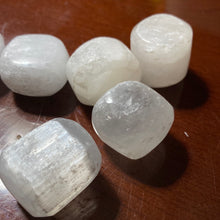 Load image into Gallery viewer, Selenite - Tumbled M
