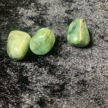Load image into Gallery viewer, Emerald - Tumbled S