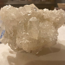 Load image into Gallery viewer, Clear Quartz - Cluster Specialty A