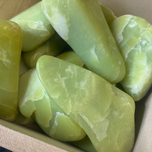 Load image into Gallery viewer, Healerite - Tumbled L