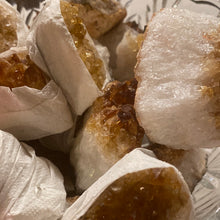 Load image into Gallery viewer, Citrine - Cluster SM