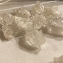 Load image into Gallery viewer, Clear Quartz - Cluster S