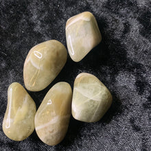 Load image into Gallery viewer, Green Amethyst / Prasiolite Chevron-Tumbled M