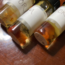 Load image into Gallery viewer, Storm - Oil