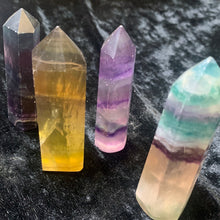 Load image into Gallery viewer, Fluorite - Shaped Towers/Points 35