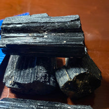 Load image into Gallery viewer, Tourmaline Black - Raw L