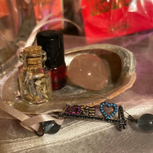 Load image into Gallery viewer, Abalone Shell S - Root Sacral Solar Plexus Activation Ritual