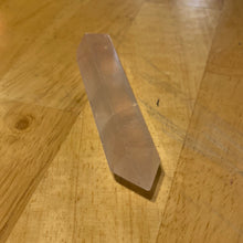 Load image into Gallery viewer, Rose Quartz - Points 27