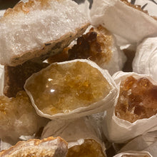 Load image into Gallery viewer, Citrine - Cluster SM