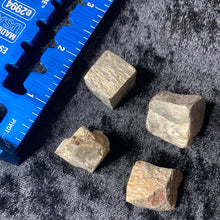 Load image into Gallery viewer, Pyrite - Cubes M