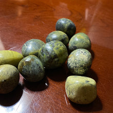 Load image into Gallery viewer, Serpentine - Tumbled M