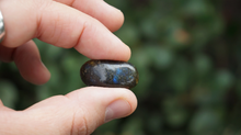 Load image into Gallery viewer, Tumbled Labradorite -S