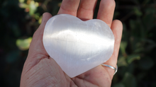 Load image into Gallery viewer, Selenite - Hearts L