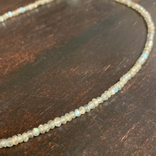 Load image into Gallery viewer, Faceted Labradorite Choker
