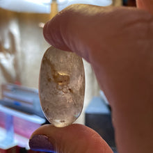 Load image into Gallery viewer, Rutilated Quartz- Tumbled L
