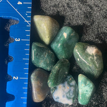 Load image into Gallery viewer, Moss Agate - Tumbled S
