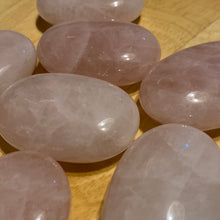 Load image into Gallery viewer, Rose Quartz - Palm Stones
