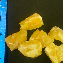 Load image into Gallery viewer, Calcite (yellow) - Raw L
