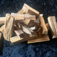 Load image into Gallery viewer, Palo Santo Sticks - S
