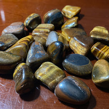 Load image into Gallery viewer, Tiger&#39;s Eye (yellow) - Tumbled M
