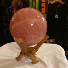 Load image into Gallery viewer, Rose Quartz - Spheres L
